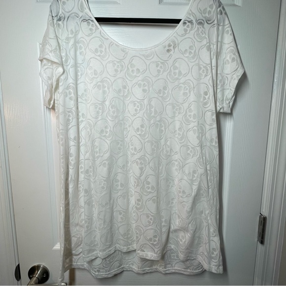 I’m in Love with Derek Heart skull tee shirt, 3X - Picture 2 of 9